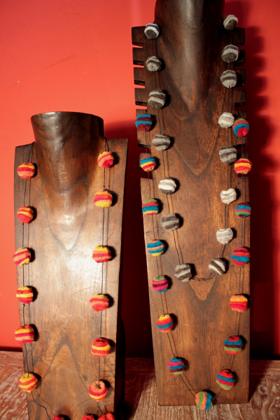 NM1803 COLLAR
