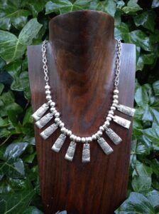 ET2174 COLLAR
