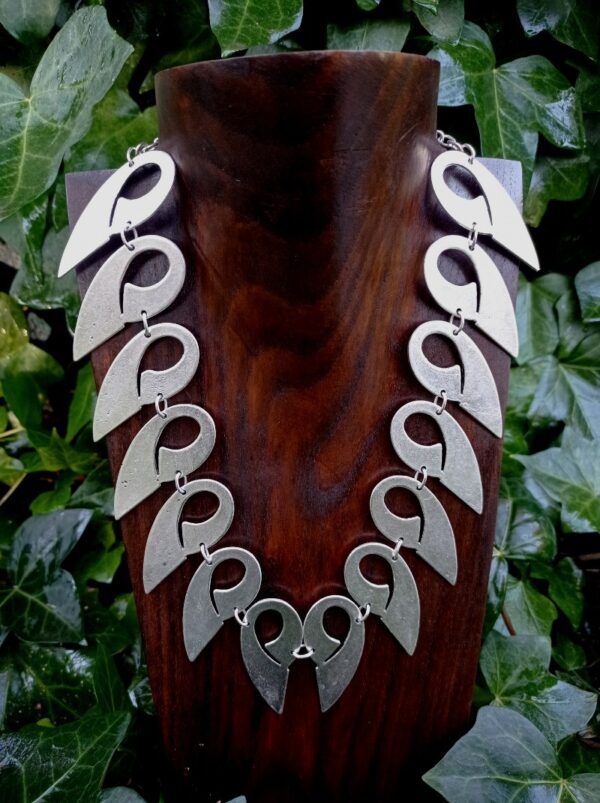 ET2179 COLLAR