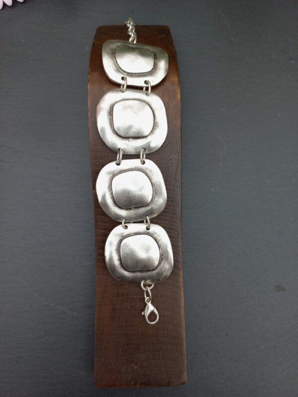 ET2272 PULSERA
