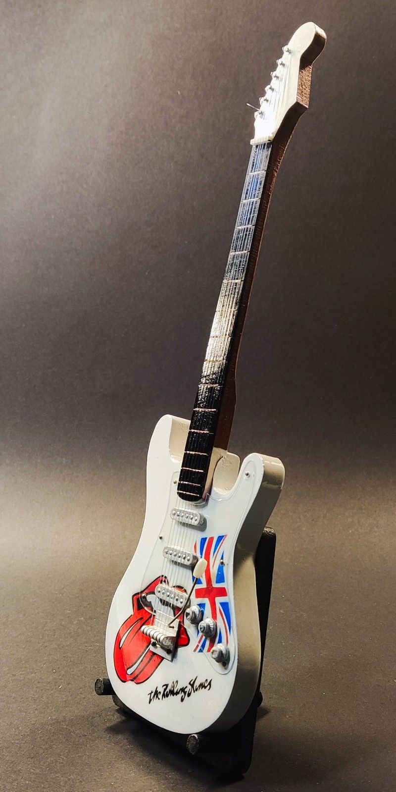 G2222 GUITARRA G2222 GUITARRA