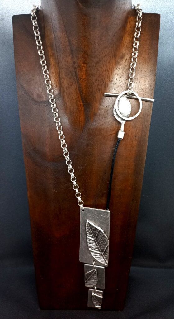 ETF2201 COLLAR