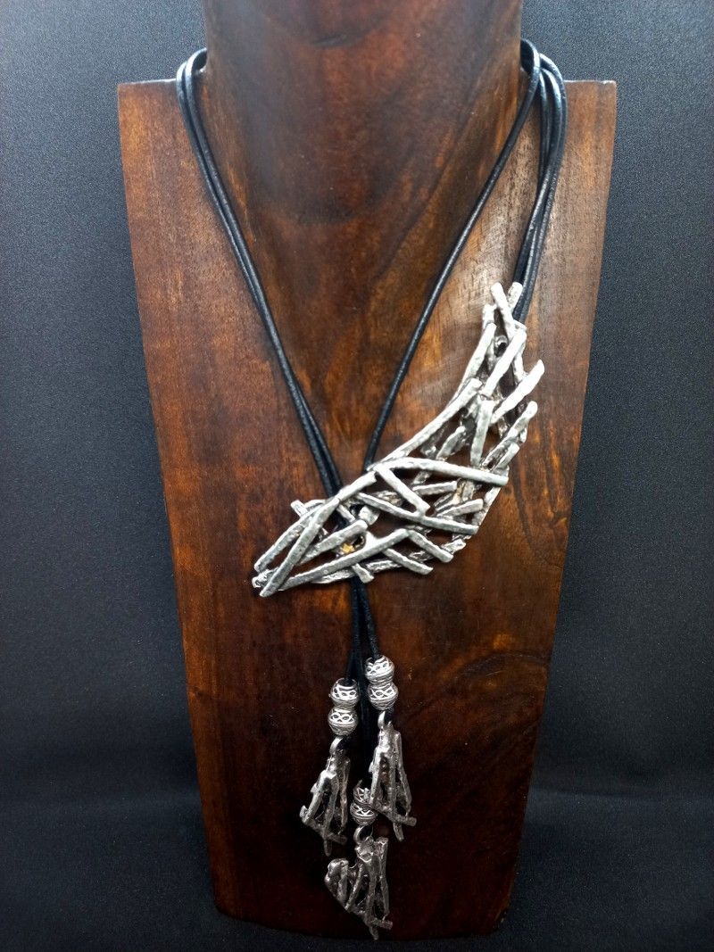 ETF2207 COLLAR ETF2207 COLLAR