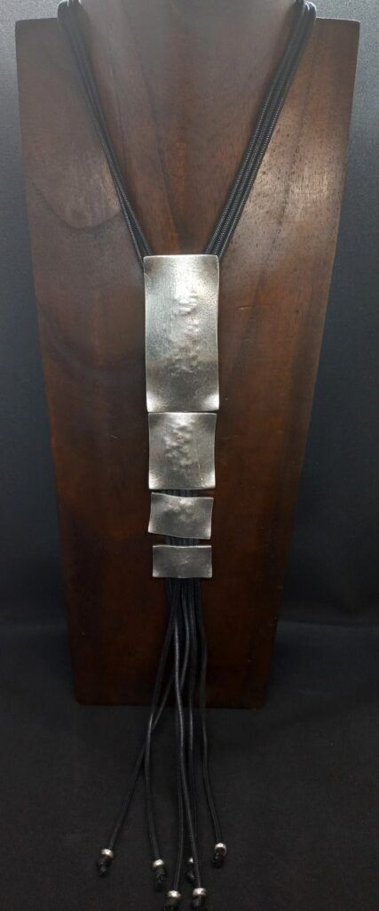 ETF2208 COLLAR