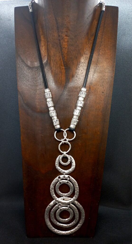 ETF2211 COLLAR