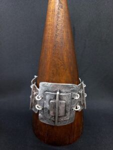 ETF2240 PULSERA